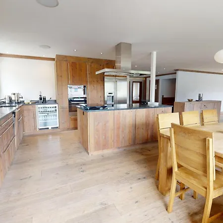 Luxurioeses Penthouse In Modern Hochwertig Lägenhet